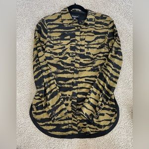 Bebe XS silk blouse